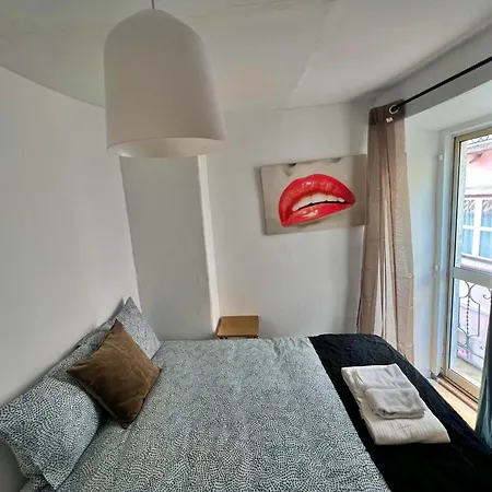 Ubytování v soukromí 1 Floor Centre Sulemange *
